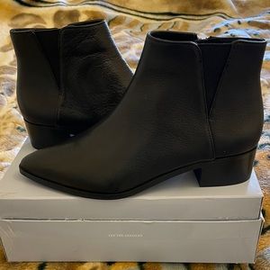 Antonio Melani Ankle Booties